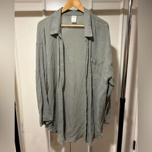 EUC Kona Sol long sleeve beach coverup